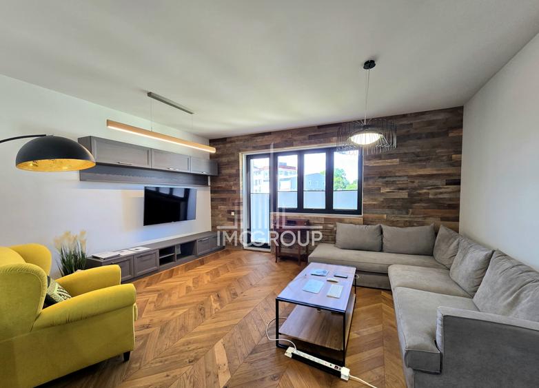 Apartament de lux 4 camere de închiriat – lângă UMF și Casa de Cultură