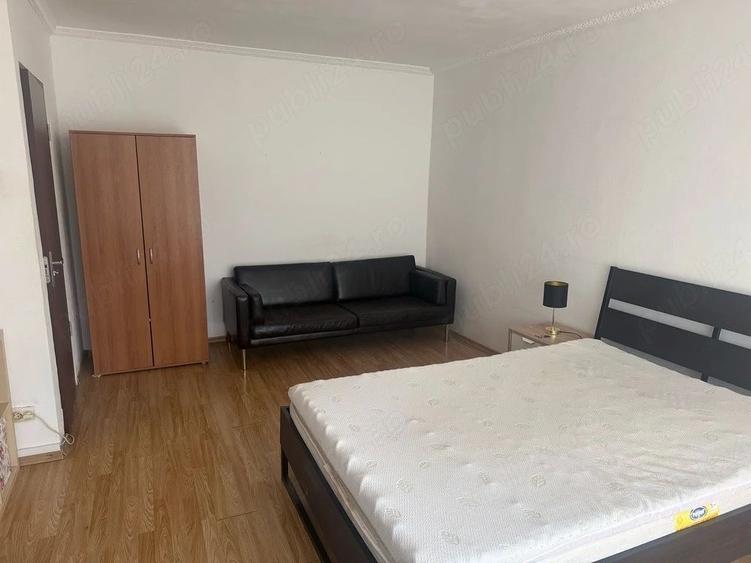 De Închiriat: Garsonieră Decomandată– Zona Tineretului