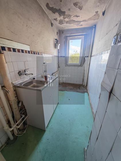 Apartament 2 camere decomandat Bloc Anvelopat Prelungirea Ghencea