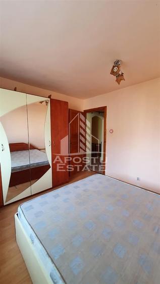 Apartament cu 3 camere, decomandat, etaj intermediar, Freidorf