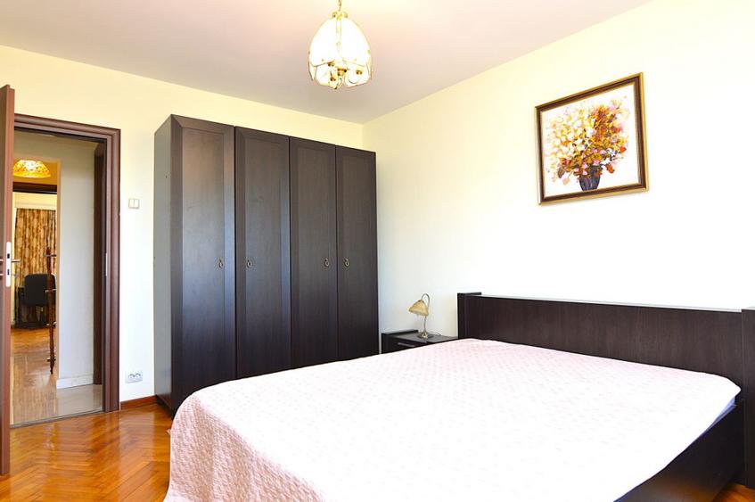 INCHIRIERE APARTAMENT 3 CAMERE B.DUL LIBERTATII – PALATUL PARLAMENTULUI