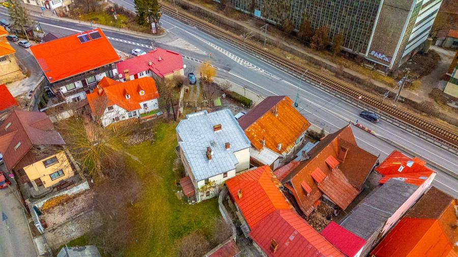 Apartament 3 camere în vilă, 114 mp | Curte | Sinaia