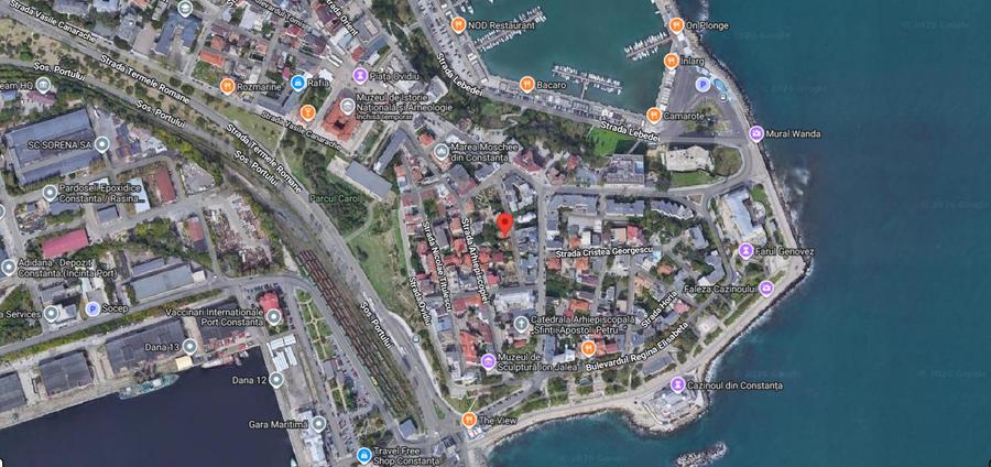 Peninsula  - cladire cu birouri - suprafata generoasa