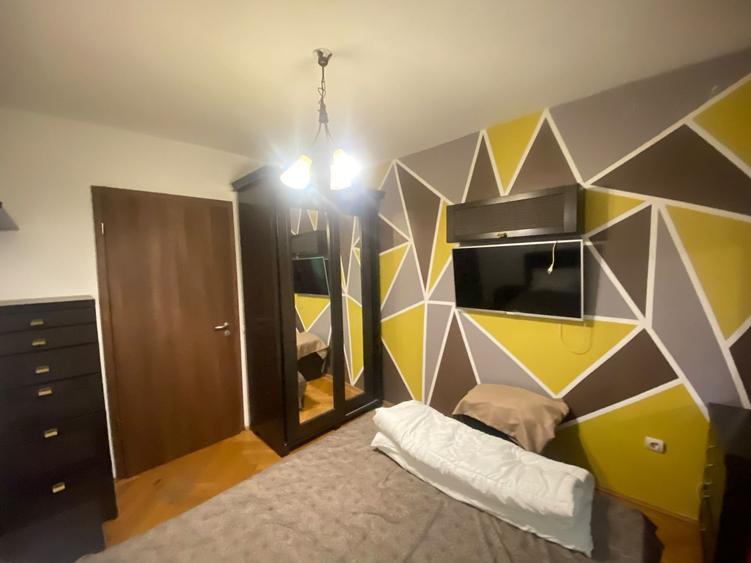 Apartament 3 camere Romană,metrou la scara,v20