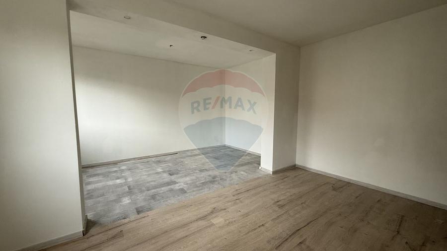 Apartament 2 camere luminos cu vedere spre Cetate, ISR, 0% Comision