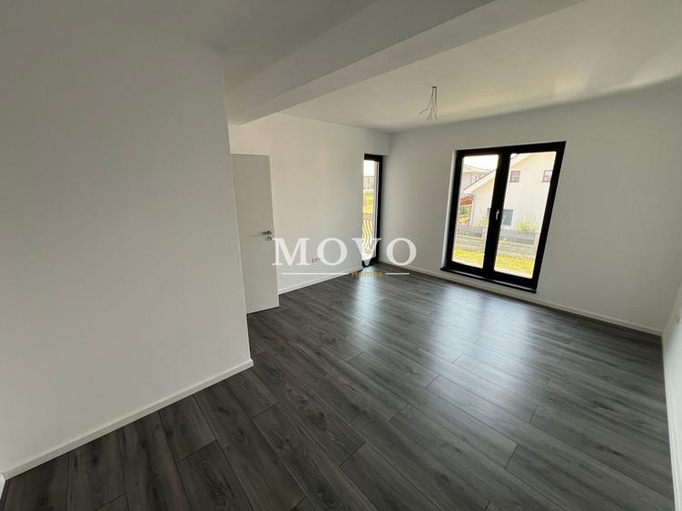 COMISON 0% | Duplex 5 camere despartit prin carport | Chisoda