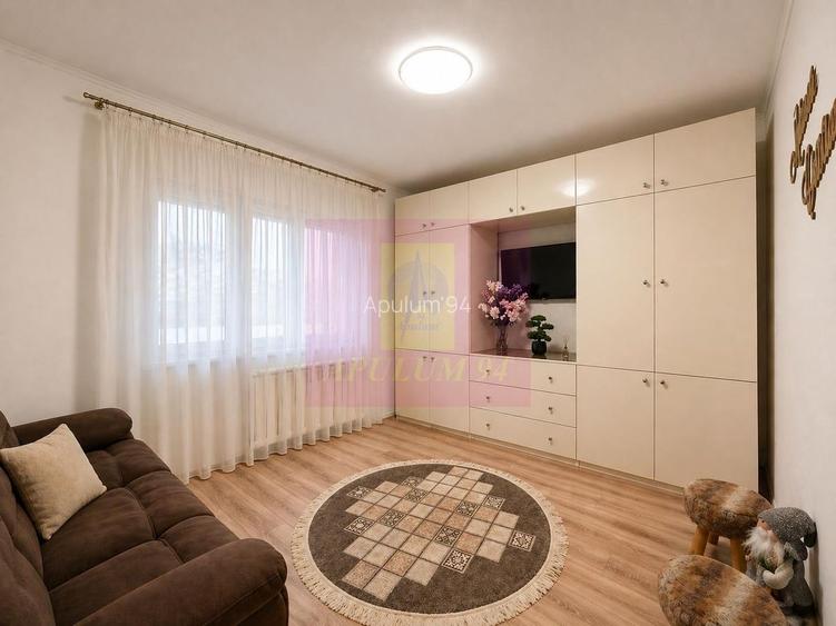 Vanzare apartament 2camere- zona Decebal