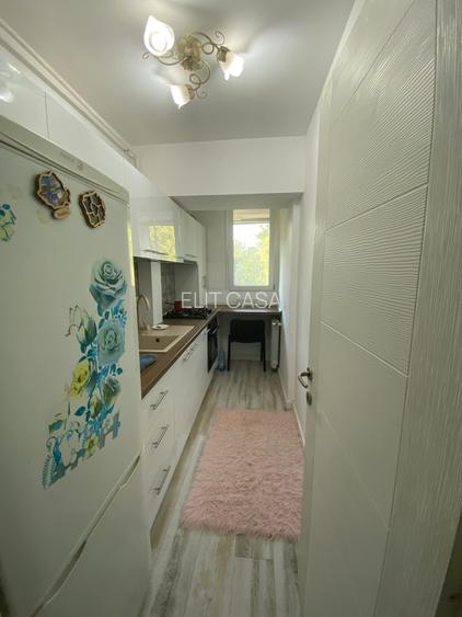 Apartament cu 2 camere, zona Podu Ros - 4