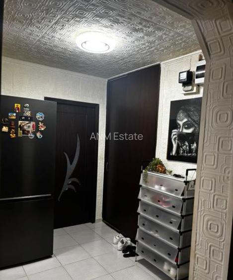 Apartament 3 camere 2 bai bloc 1981 zona Gorjului - 9