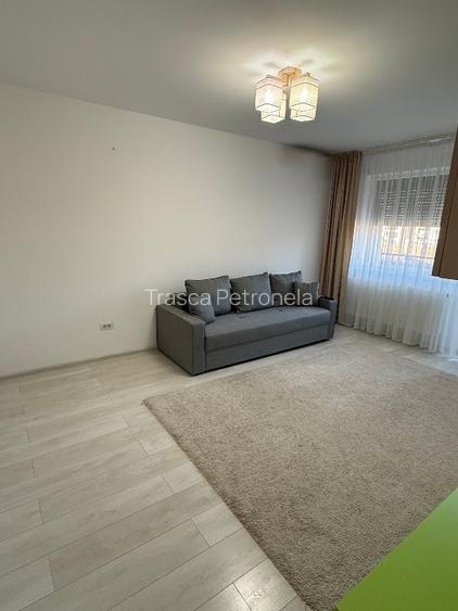 Apartament 2 camere + parcare - de vânzare  - 3