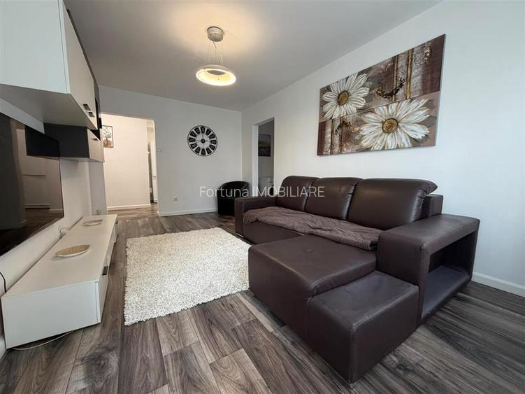 Apartament 3camere, etaj intermediar, str. Mircea cel Bătrân