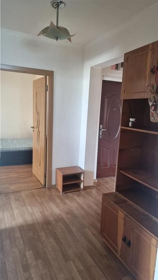 Apartament 3 camere de vanzare - Ostroveni, decomandat, etaj 7/10, 2 băi