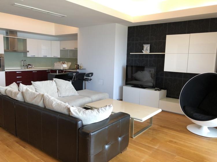 Apartament cu vedere unica la mare