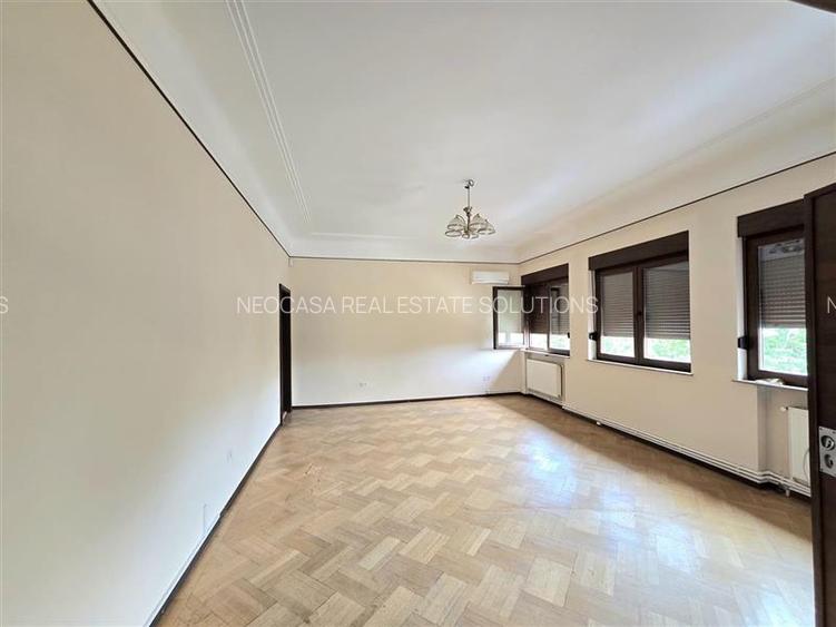 Eleganta interbelica : Apartament cu 6 camere si terasa, ideal pentru birouri sa - 21