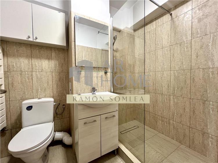 Apartament 3 camere, decomandat, ultracentral, Ploiesti