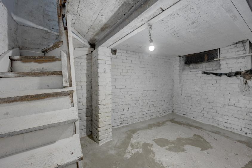 PROPRIETAR - Casă 8 camere, 132mp, centru Unirii/Mitropoliei, curte