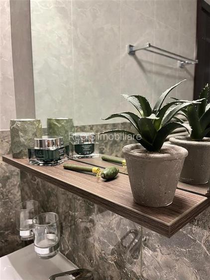 Garsoniera spatioasa de vanzare in Centrul Vechi - 11