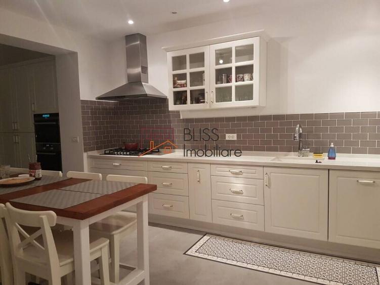 Casă / Vilă, 6 camere