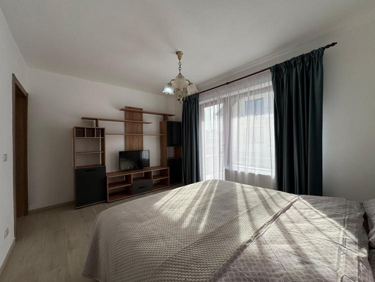Ghimbav, 1/2 dintr-un duplex, prima inchiriere, in curs de amenajare