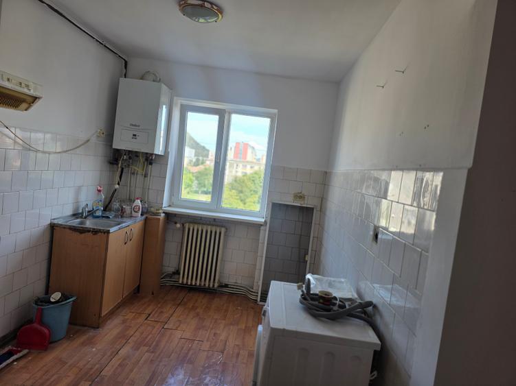 Vand apartament 2 camere Kogalniceanu