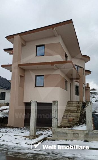 Casă cu arhitectură unică, 257 mp utili, 725 mp teren, Tineretului