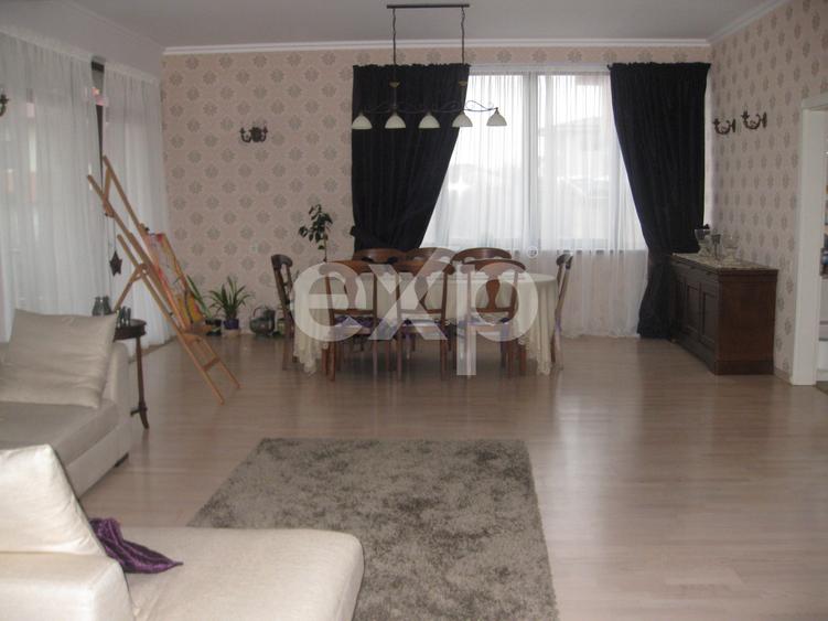 Mogosoaia - de vanzare - vila in stil Brancovenesc