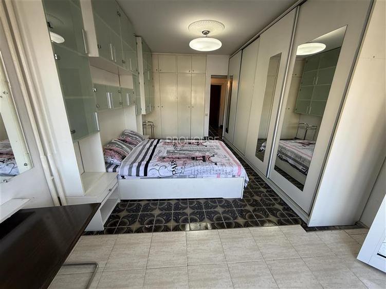 Ultracentral - 3 camere decomandate - mobilat complet - 6