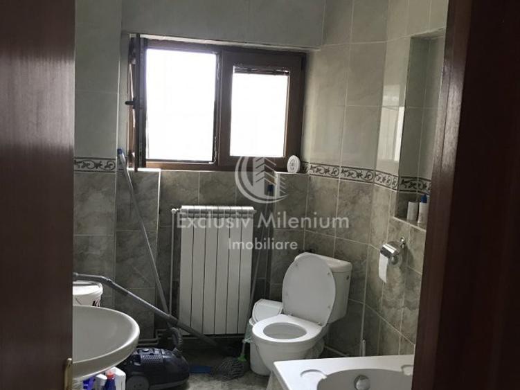 Piata Romana / Dacia Spatiu Birouri 130 Mp NEMOBILAT