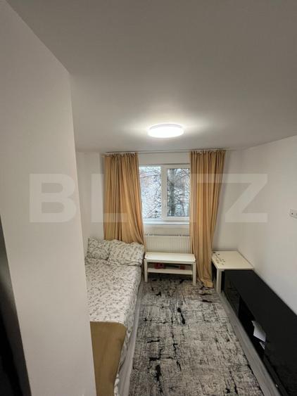 Apartament renovat, decomandat, 2 camere, zona Micro 3