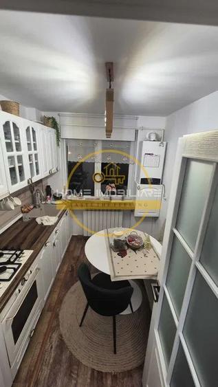 Apartament cu 3 camere /60mp/ zona Podu Ros
