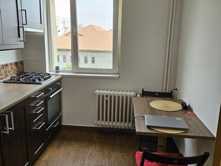 Apartament - 2 camere - decomandat - Sos Oltenitei