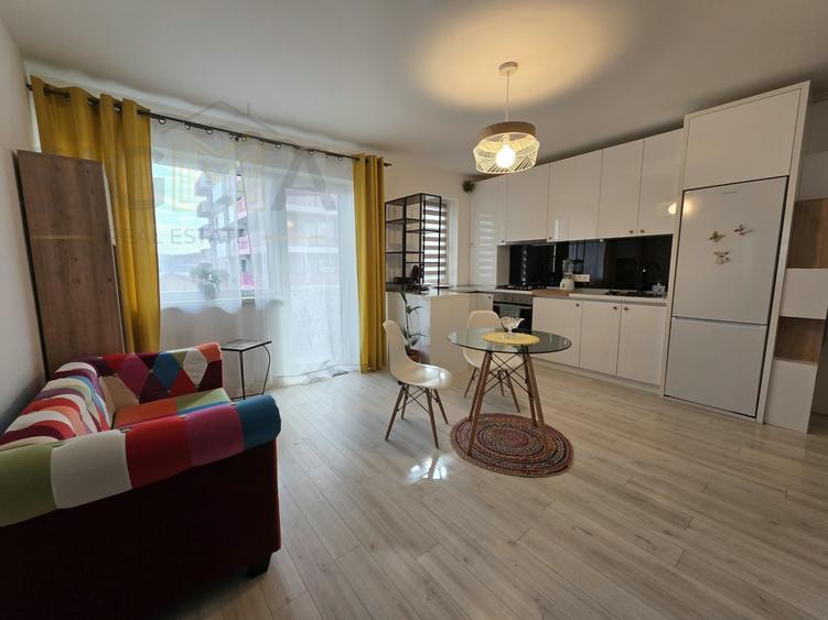 Apartament de inchiriat cu 3 camere in zona Vivo Mall!