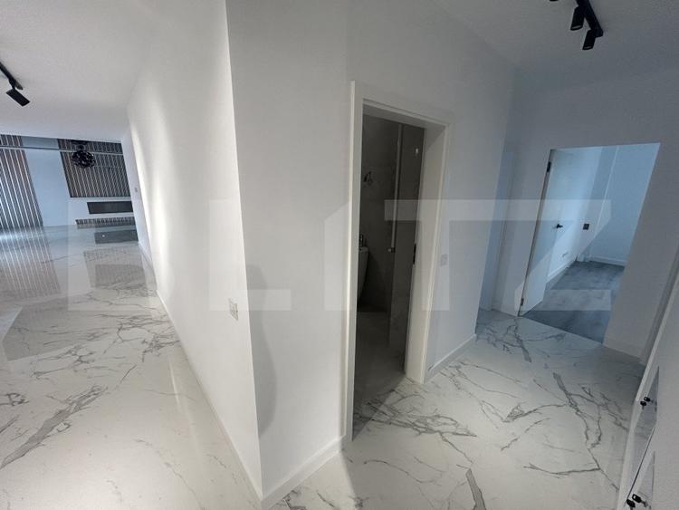 Penthouse superb de 200 mp, cu terasa de 40 mp, zona Nufarul