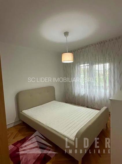 Apartament de vanzare  3 camere zona  Profi  etaj 1 - 4