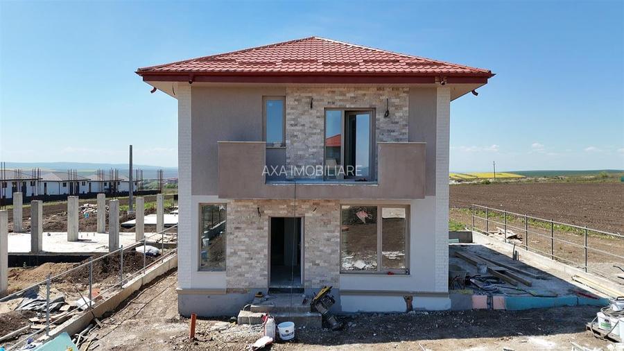 Casa Valea Lupului  4 camere, 2 bai,Placa,Drum betonat,0% comision - 12