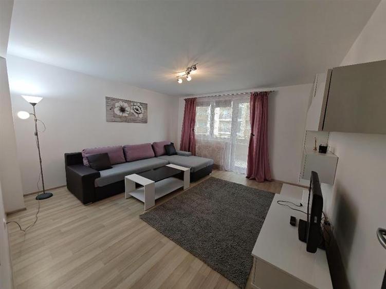 Inchiriem Apartament 2 Camere, Modern, Decomandat, Tractorul - Urban