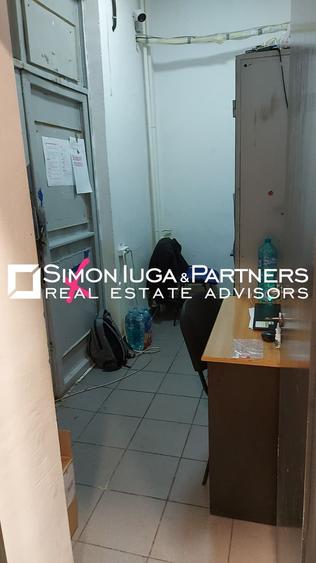 Spatiu stradal 67 mp Manastur de inchiriat