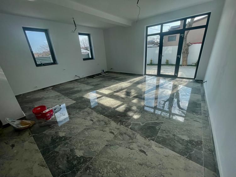 Casa individuala 5 cam. Teren 218mp. 600m fata de metrou