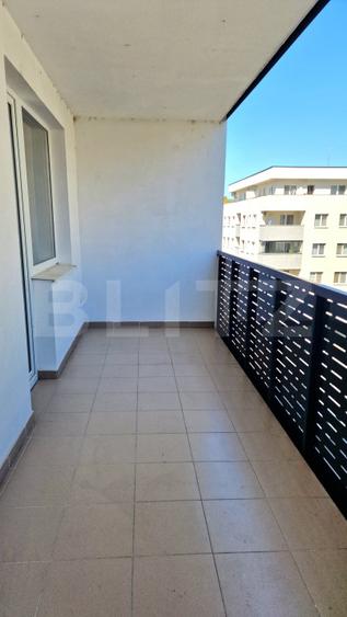 Apartament cu 3 camere, 63 mp, zona Vivo