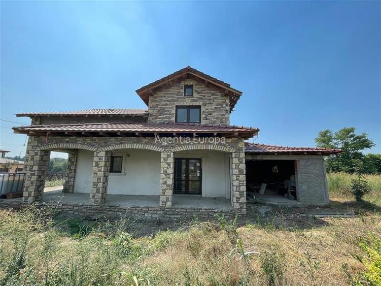 Casa P+M de vanzare in Cataloi - 4