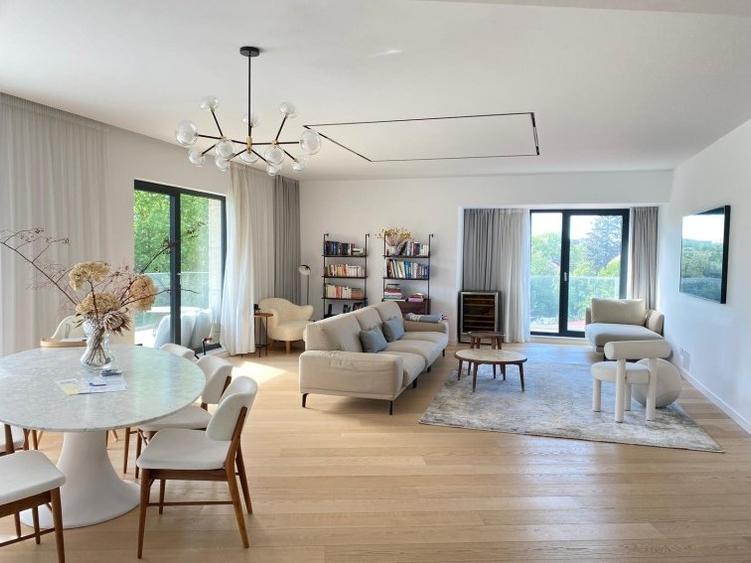 Apartament 4 camere