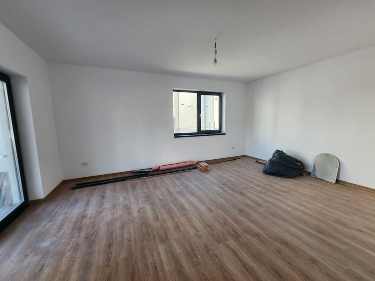 CASA 4 CAMERE , PLATOU GALATA, FINALIZATA SI INTABULATA