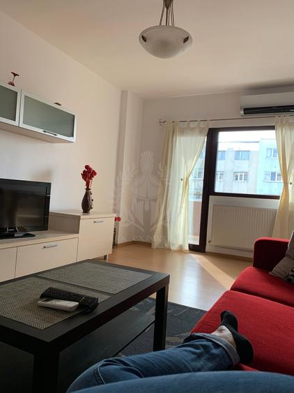 APARTAMENT 2 CAMERE // PIATA MIHAI VITEAZUL