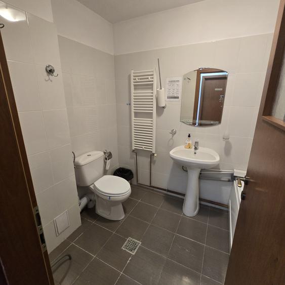 Apartament Adama( pretabil cabinet medical)