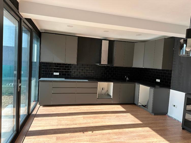 Casă modernă în Tunari | 3 dormitoare + birou | Grădină | Garaj | Nord București