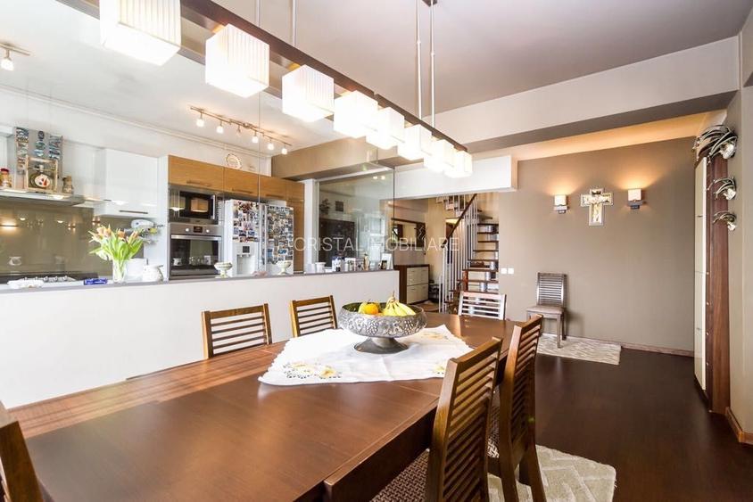 Duplex. 4 camere. Lux Metrou Aparatorii Patriei.