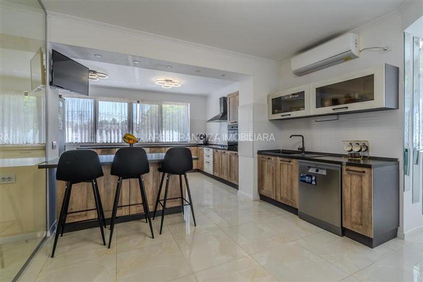 PIPERA - EROU IANCU NICOLAE,VILA ,9 CAMERE,504 MP MP,TEREN 800 MP,PISCINA - 10