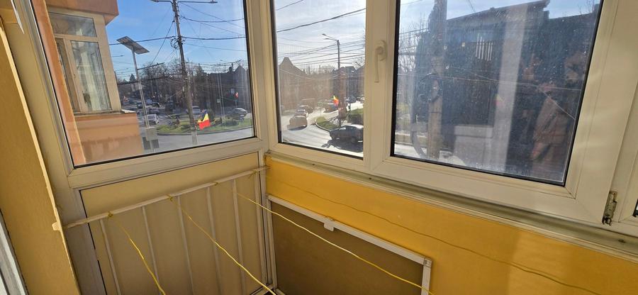 Targoviste. Bdul Regele Carol I, ETAJ 1, vanzare apartament 3camere