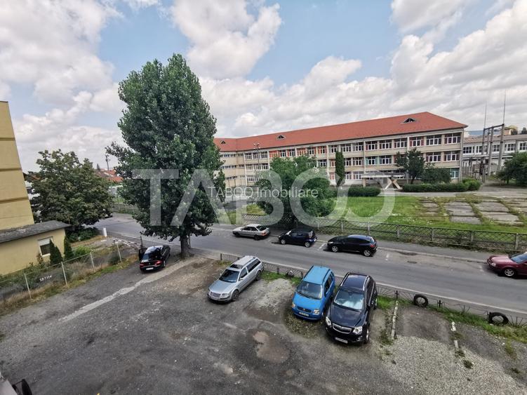 Garsoniera la etajul 2 de vanzare in zona Vasile Aaron din Sibiu - 2