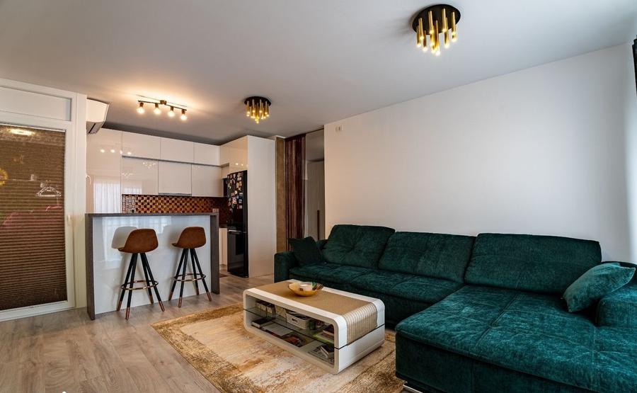 Apartament 3 camere mobilat si utilat modern intrare Racadau